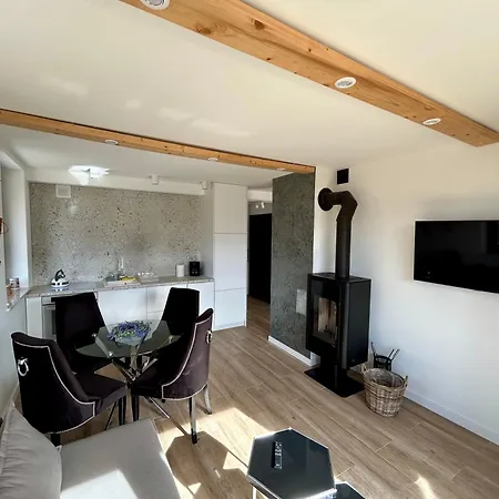 Schronisko Zmyslow - 3 Apartment *