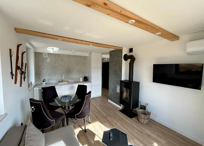 Schronisko Zmyslow - 3 Appartamento *